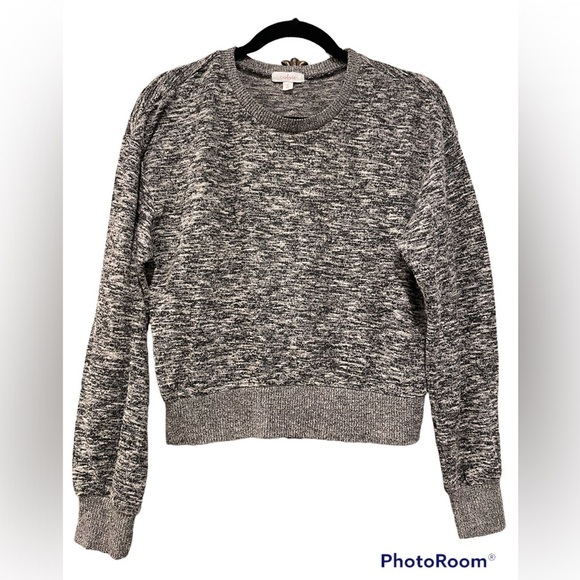 Colsie Sweaters - Colsie lightweight gray, black and cream crew neck sweater size Medium